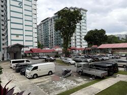 Kebun Baru Mall (D20), Shop House #525636011